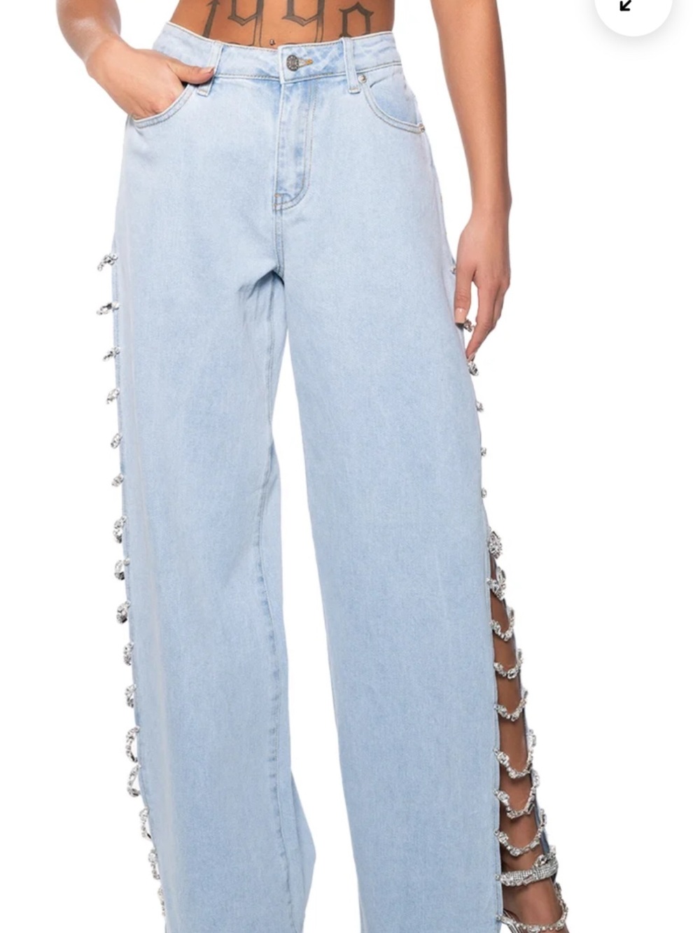 Light Wash Side-Slit Wide Leg Jeans with Chain Detail